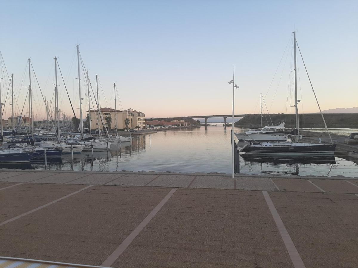 T2 Cabine Avec Tres Belle Vue Sur Le Port De Plaisance 勒卡特 外观 照片